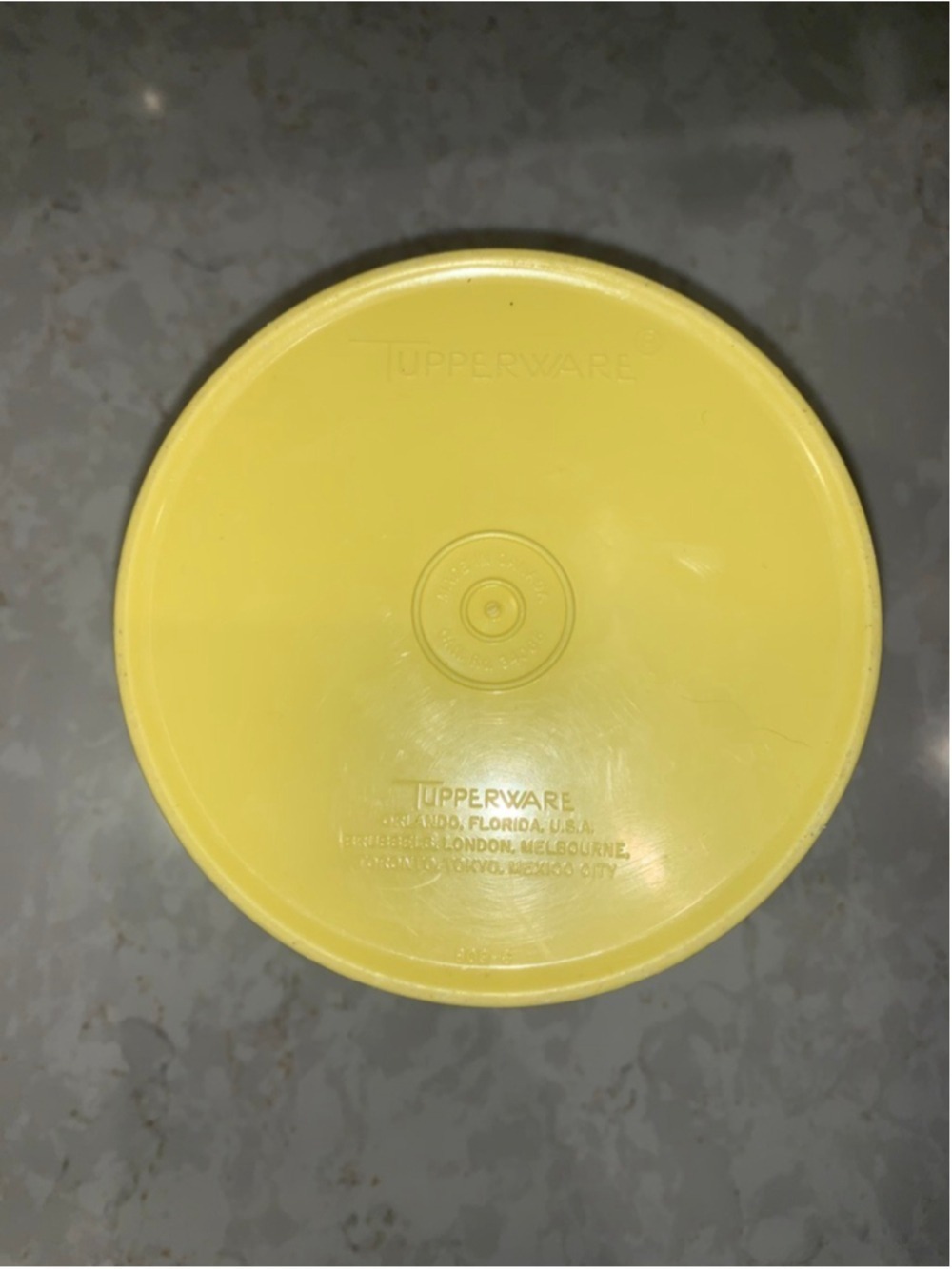 Tupperware Yellow Food Storage Container One Size - Picture 4 of 10